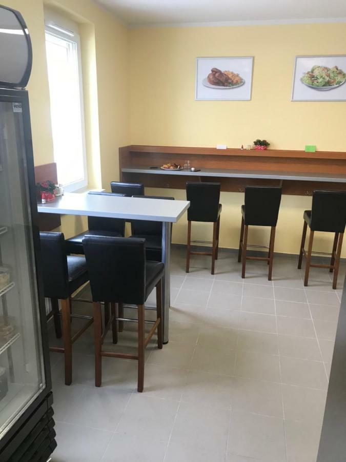 Kalvaria Apartman Apartment Baja Luaran gambar